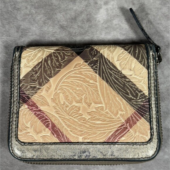 BURBERRY Wallet Embossed Nova Check Zip Around Wallet 5” Beige - Picture 2 of 6